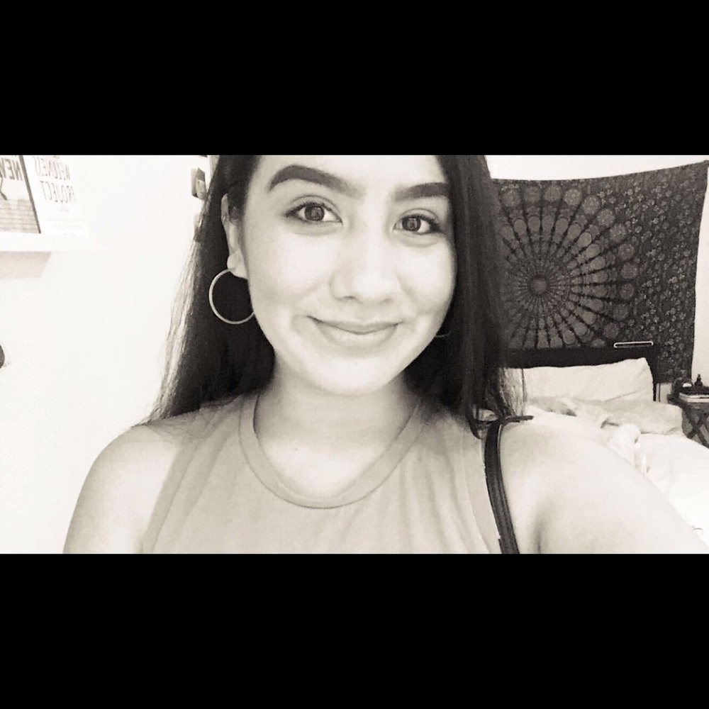 Meet your Posher, Monica